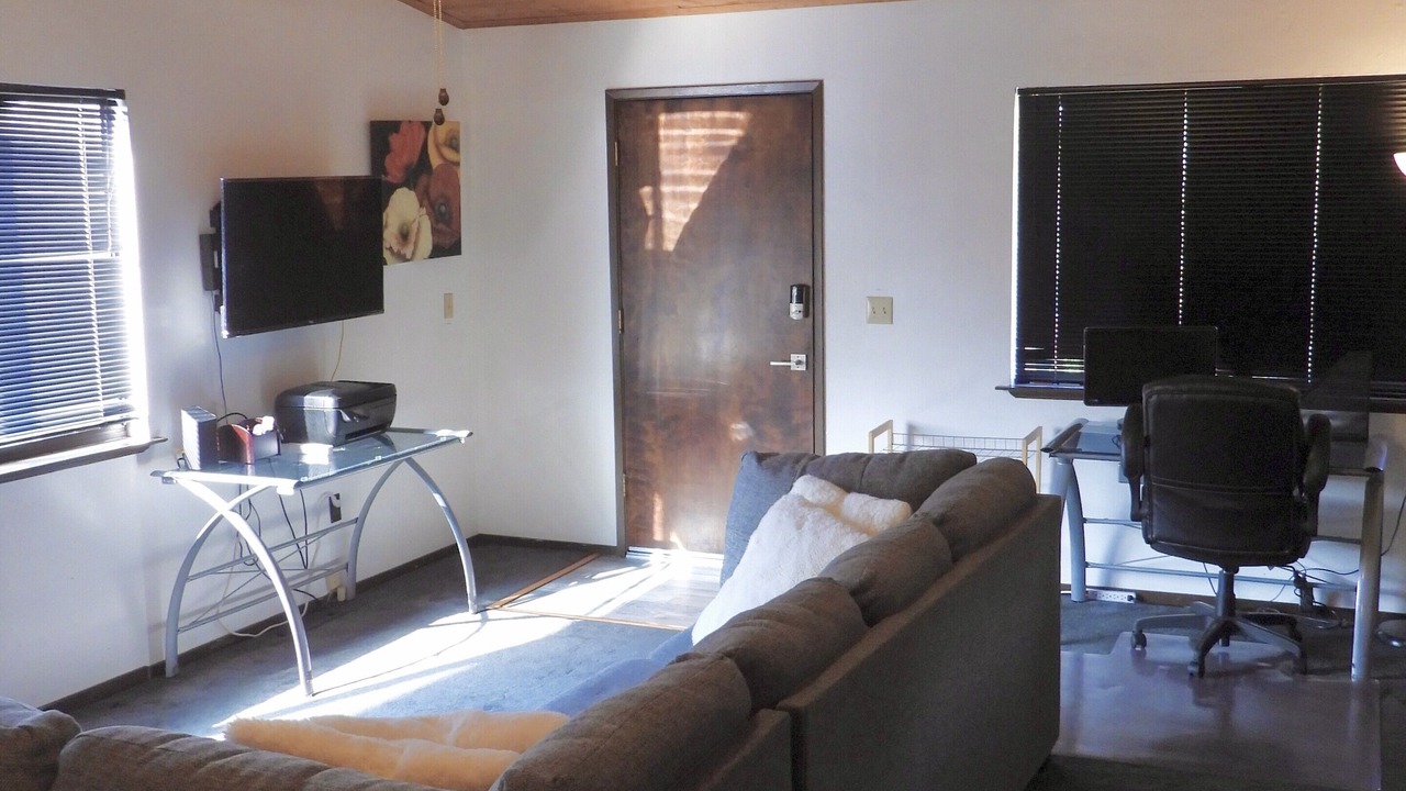 Photo of Livingroom in Redwood Valley