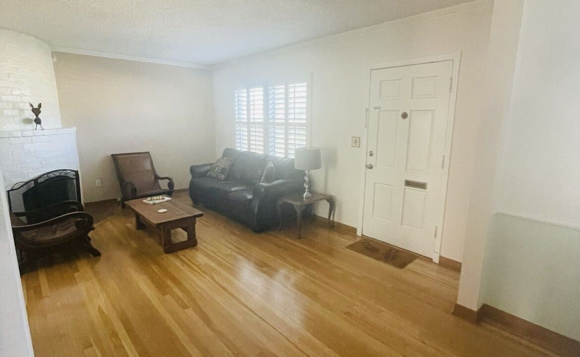 Photo of Livingroom in NoHo Arts District