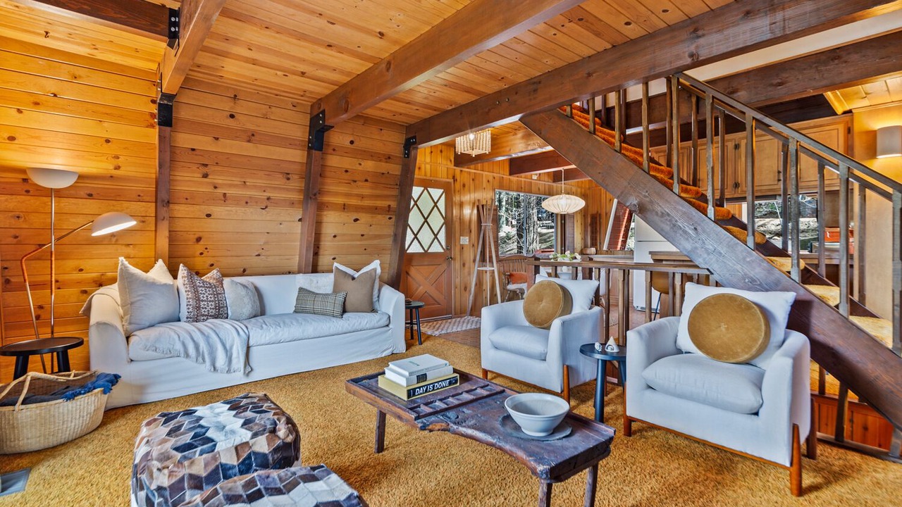 Photo of Bedroom in Arrowhead Villas