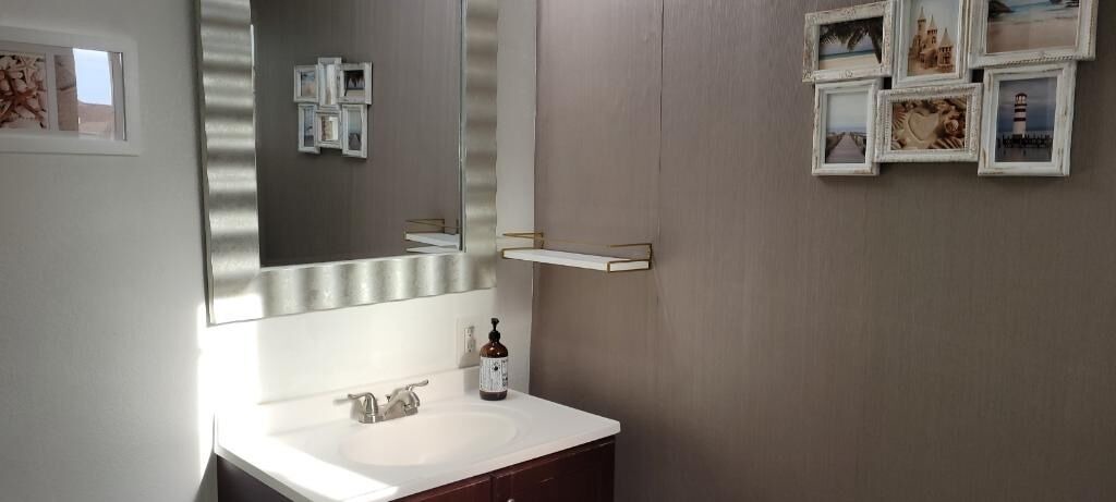Photo of Bathroom in Southwest Anaheim