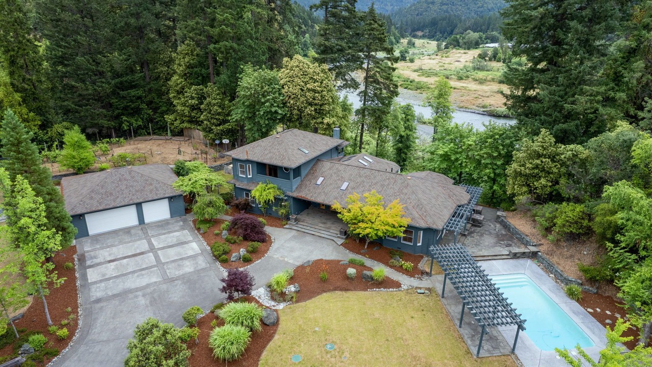 Photo of Outdoor in Willow Creek