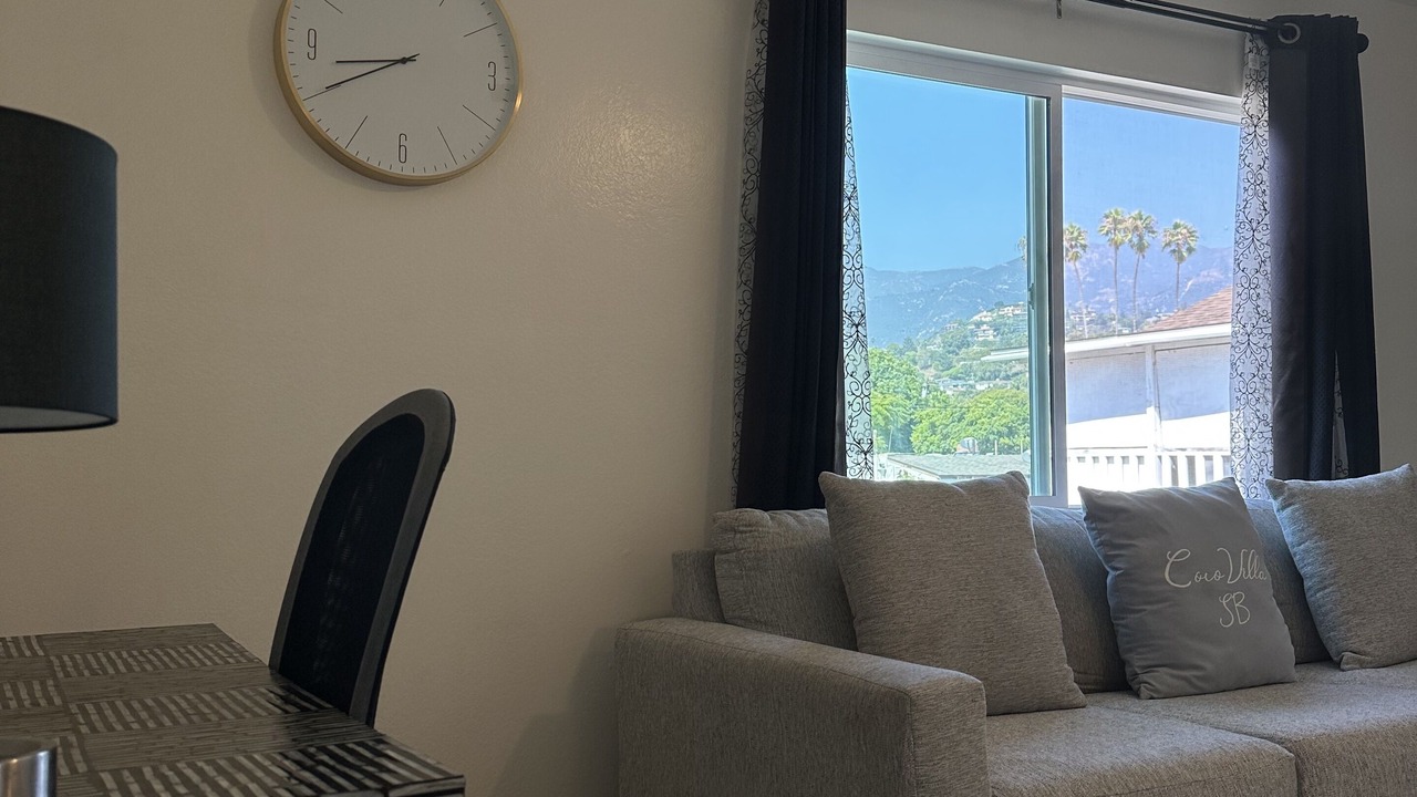 Photo of Livingroom in East Beach