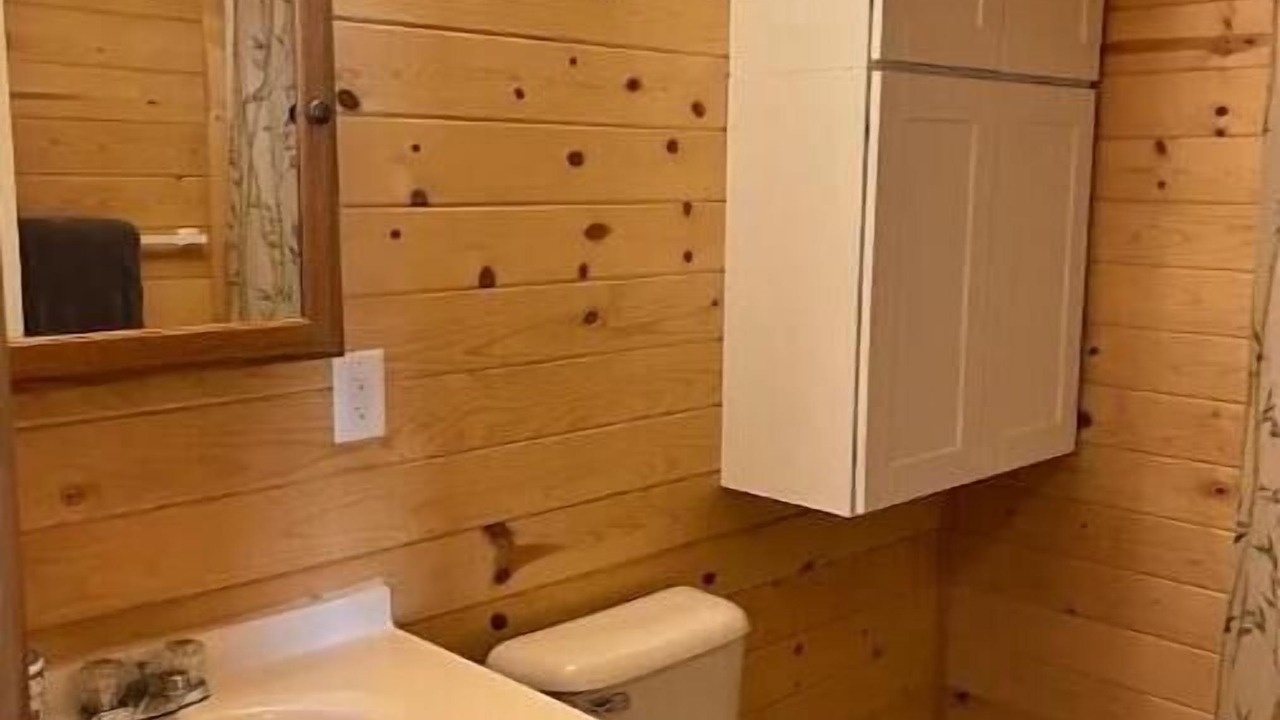 Photo of Bathroom in California Hot Springs
