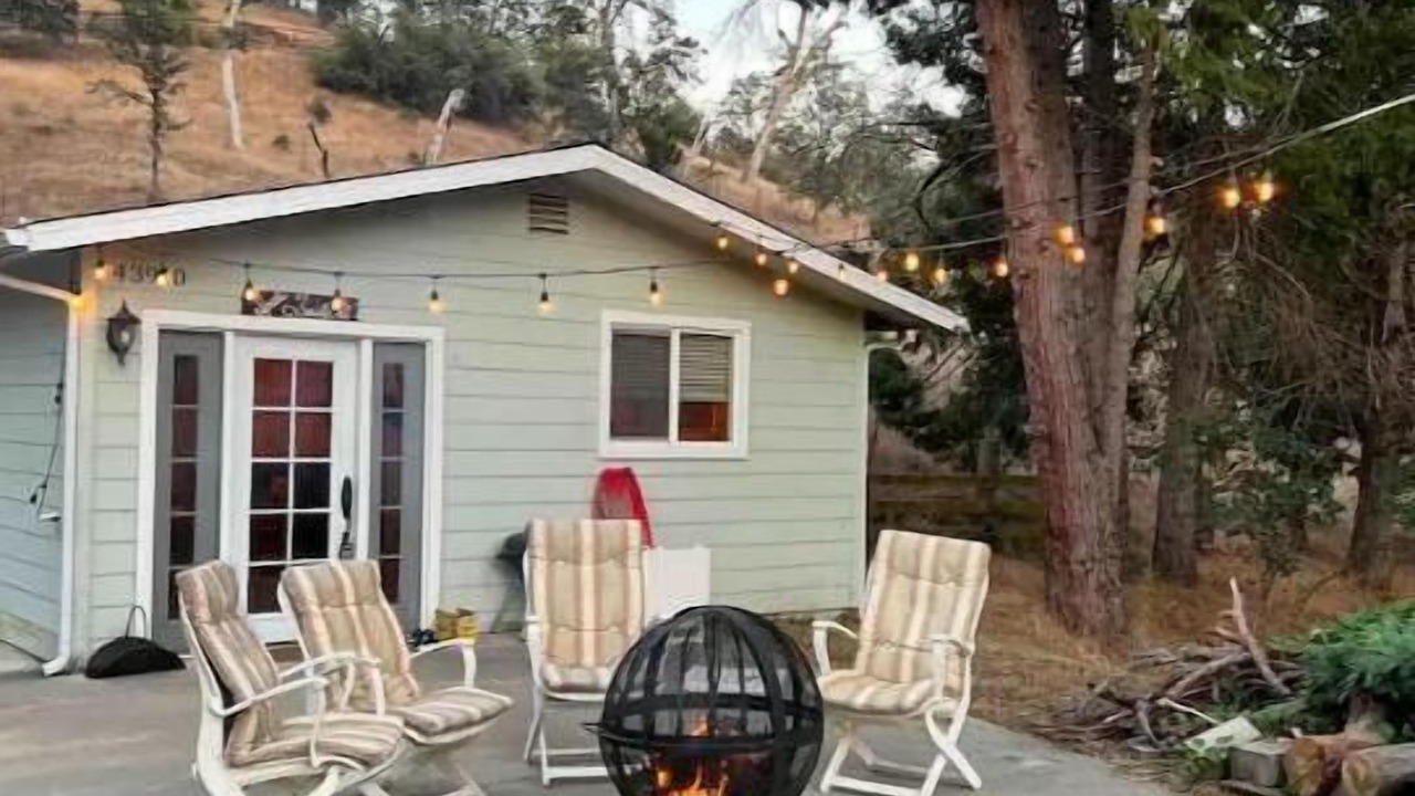 Photo of Patio Balcony in California Hot Springs