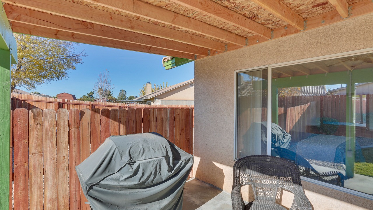 Photo of Patio Balcony in Victorville