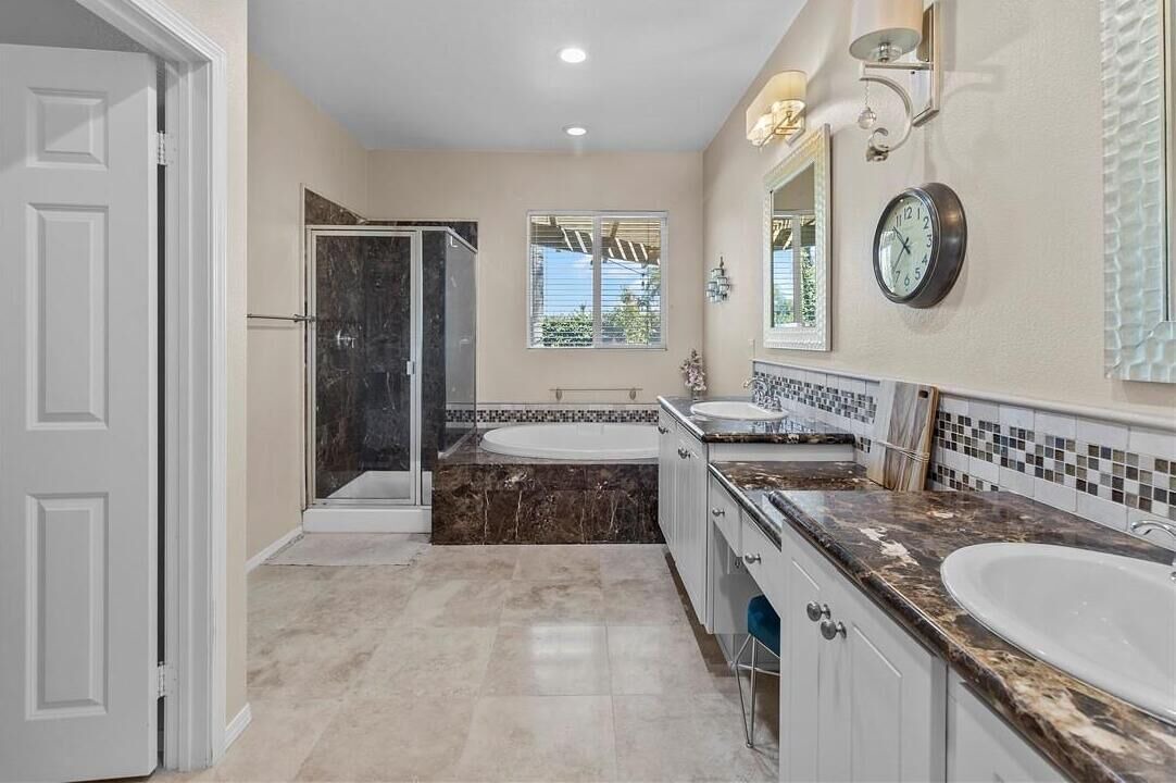 Photo of Bathroom in Corona