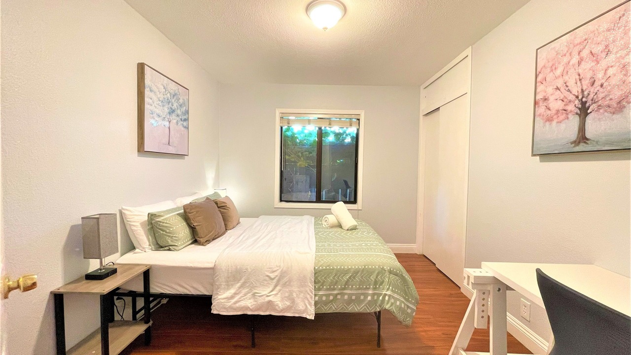 Photo of Bedroom in Ashland