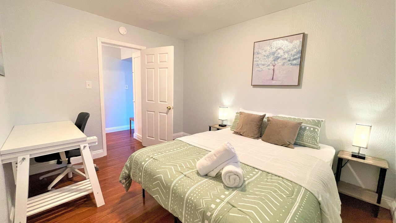 Photo of Bedroom in Ashland