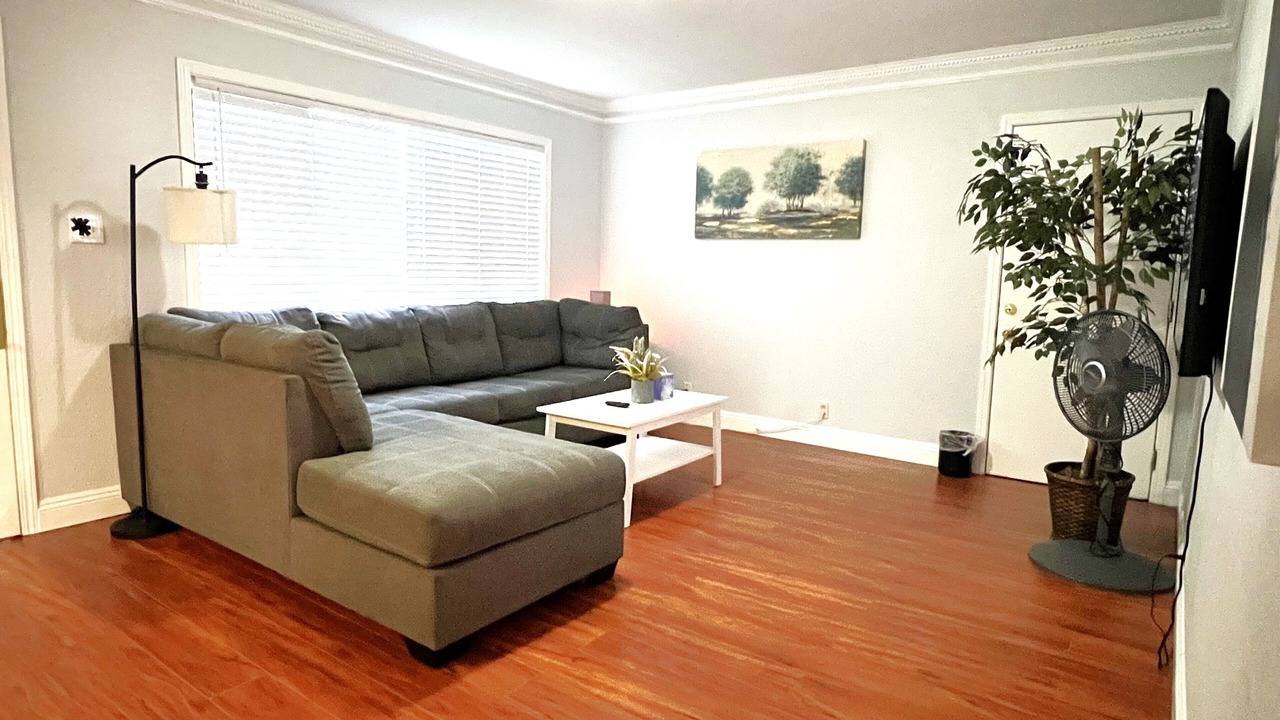 Photo of Livingroom in Ashland