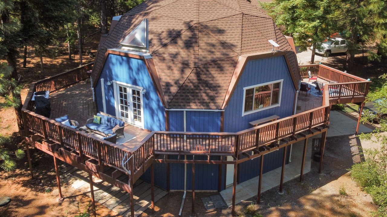 Photo of Outdoor in Avery