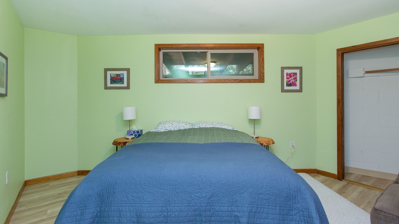 Photo of Bedroom in Avery