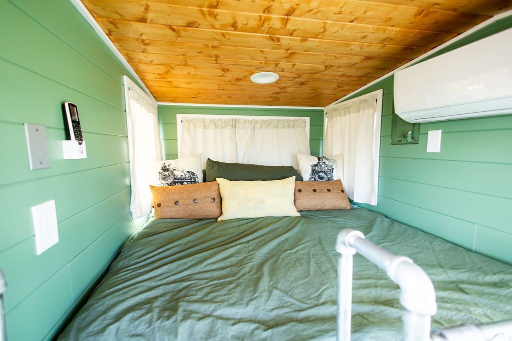 Photo of Bedroom in Golden Hills