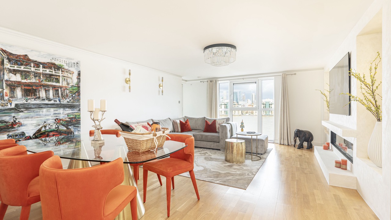 Photo of Livingroom in Island Gardens
