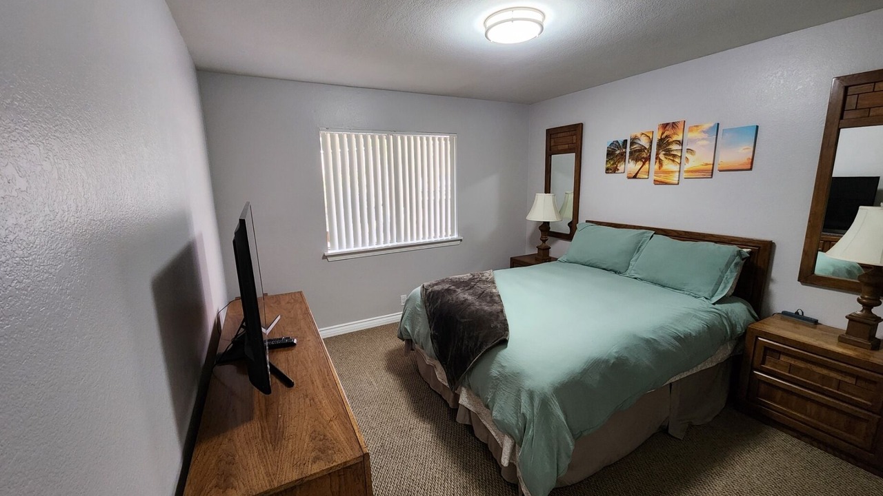 Photo of Bedroom in Victorville