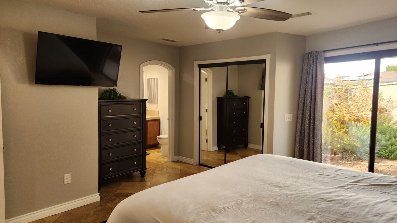 Photo of Bedroom in Victorville