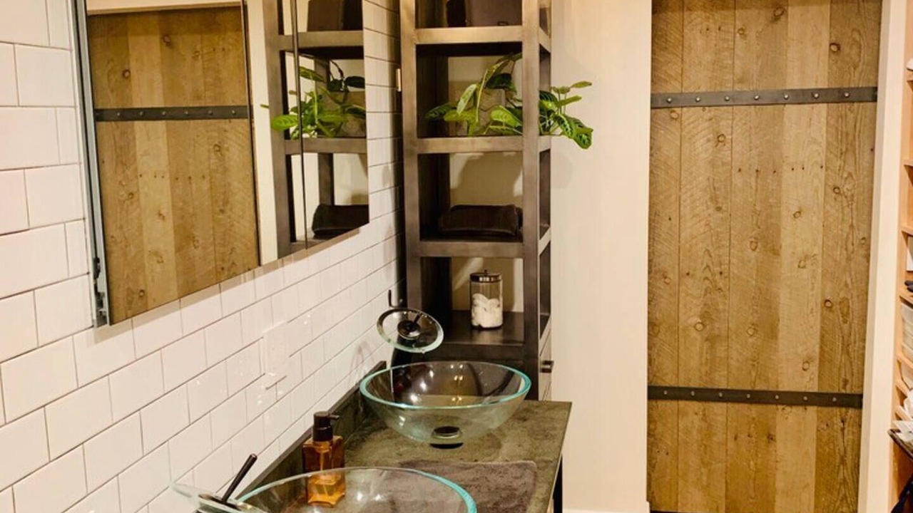 Photo of Bathroom in Beverly Grove