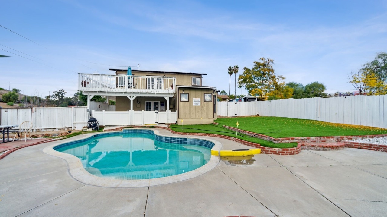 Photo of Others in Lake Elsinore
