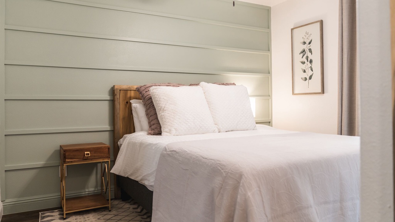 Photo of Bedroom in North Fork