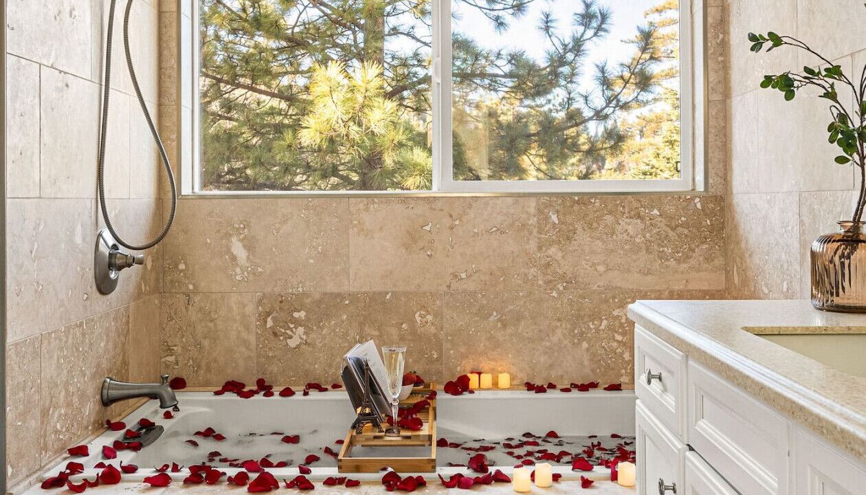 Photo of Bathroom in Arrowhead Villas