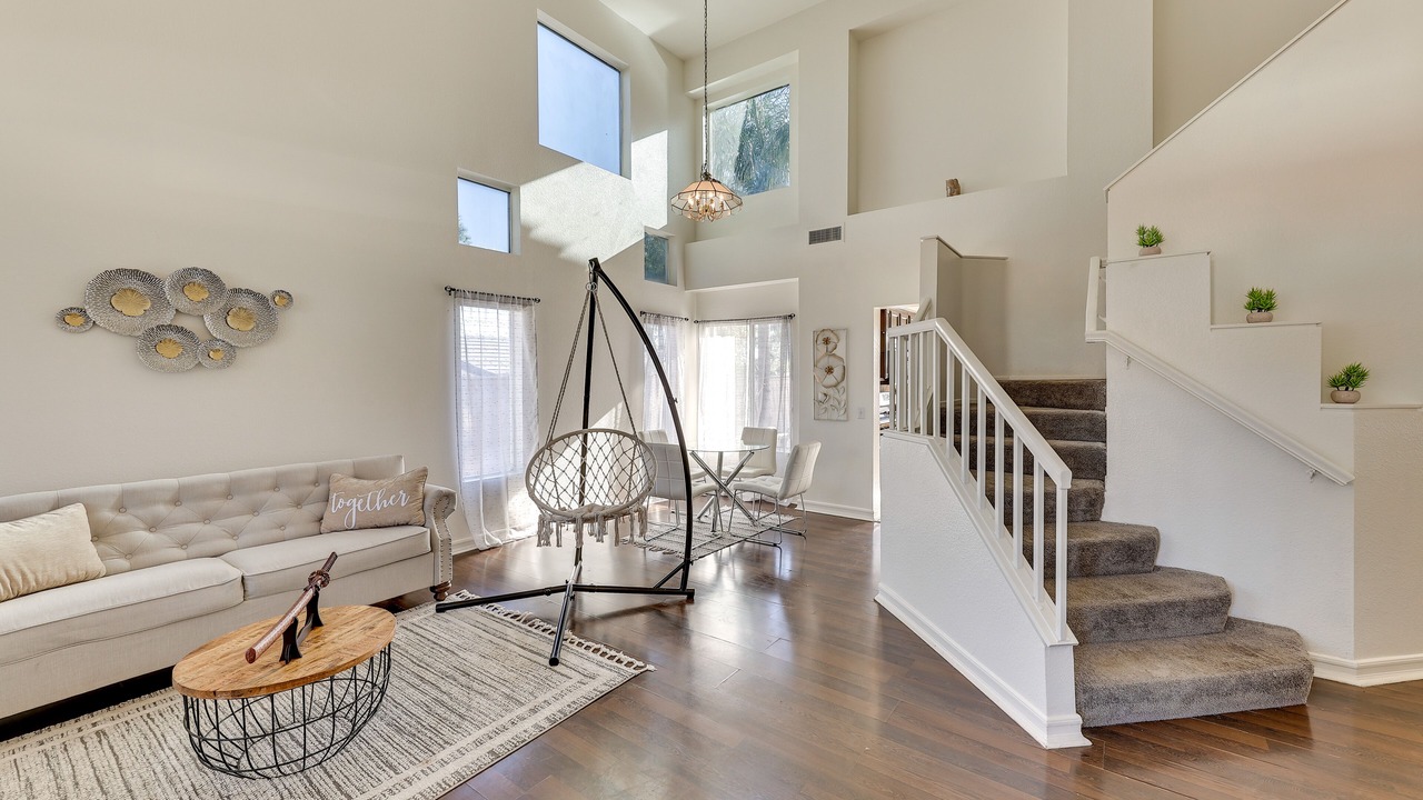 Photo of Livingroom in Lake Elsinore