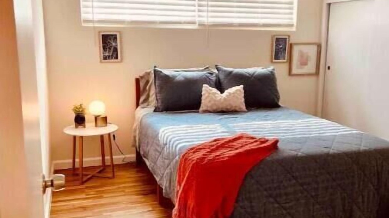 Photo of Bedroom in Lawndale