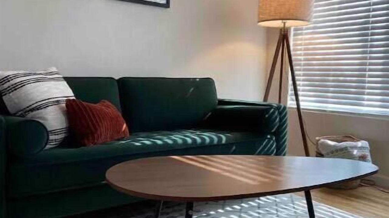 Photo of Livingroom in Lawndale