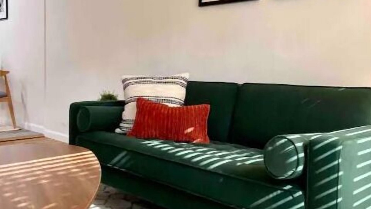 Photo of Livingroom in Lawndale