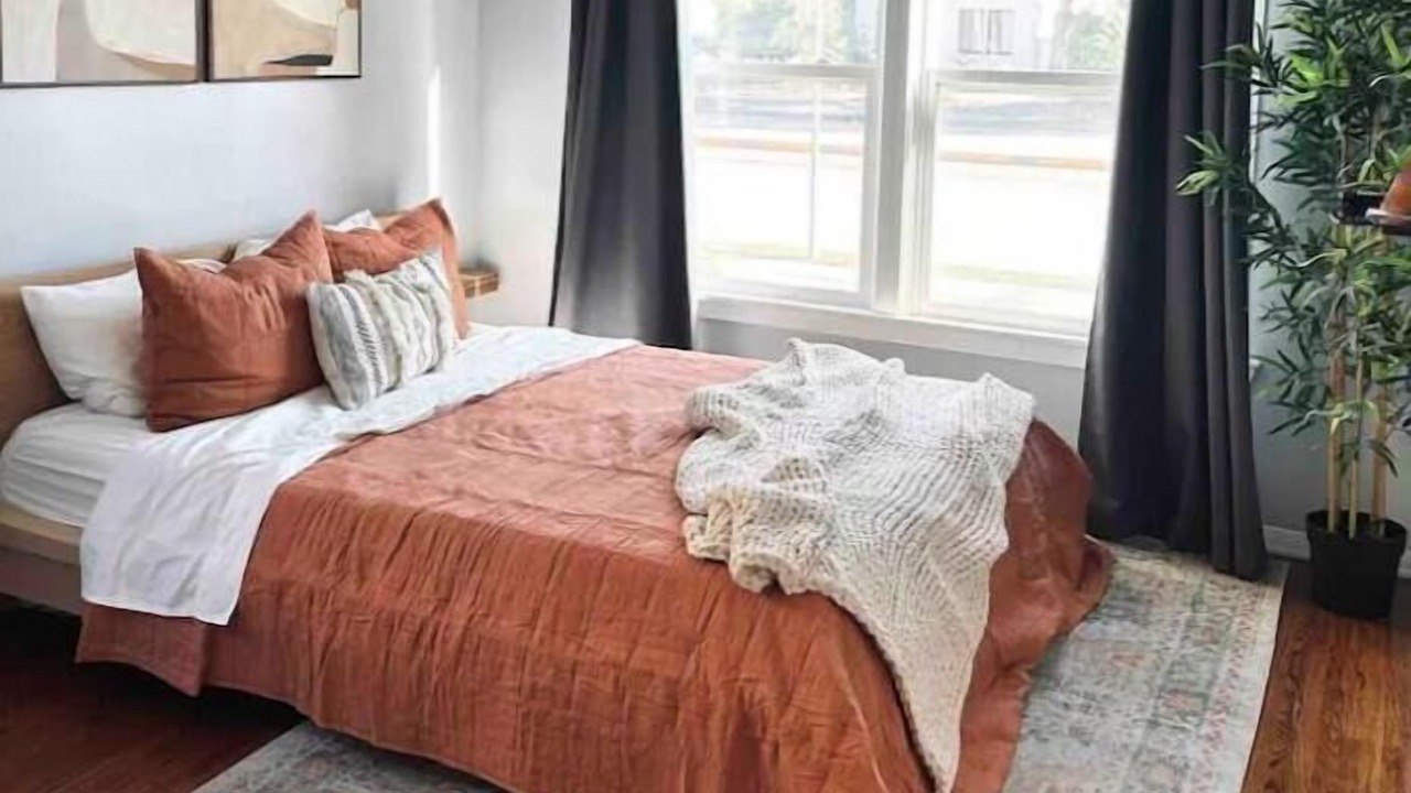 Photo of Bedroom in Old Town