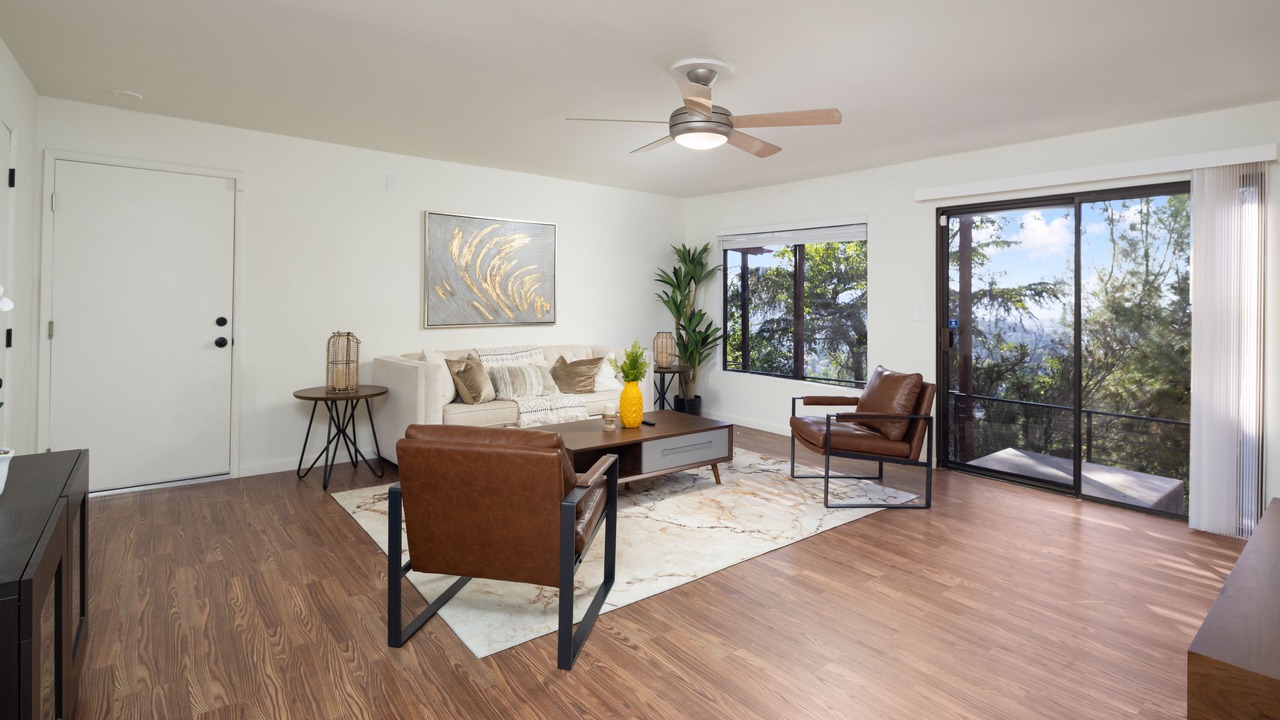 Photo of Livingroom in Eagle Rock