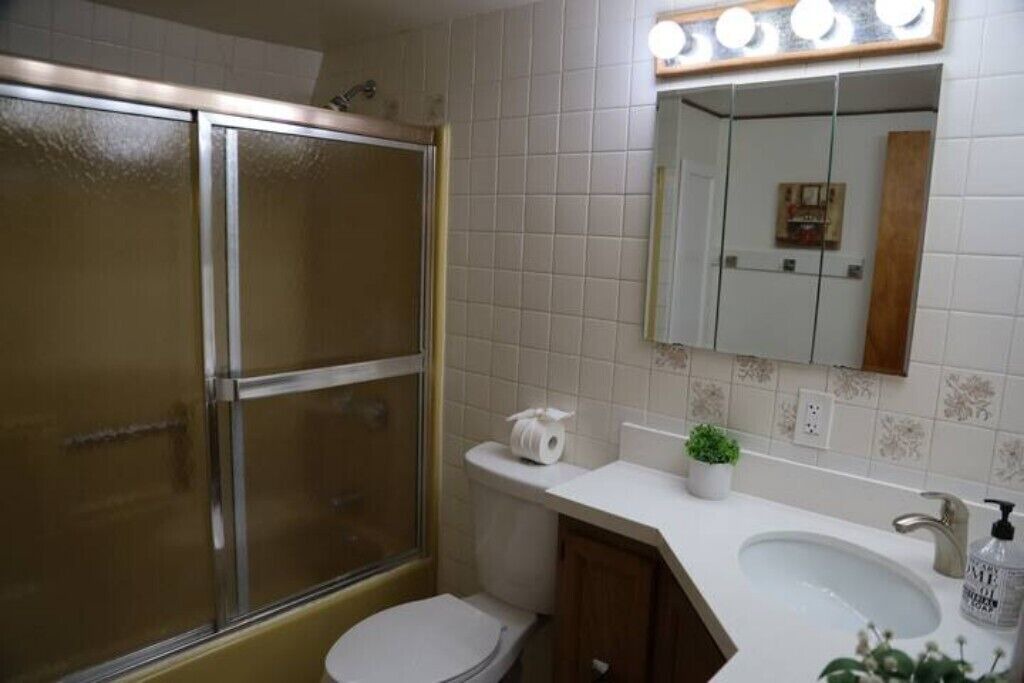 Photo of Bathroom in Barstow