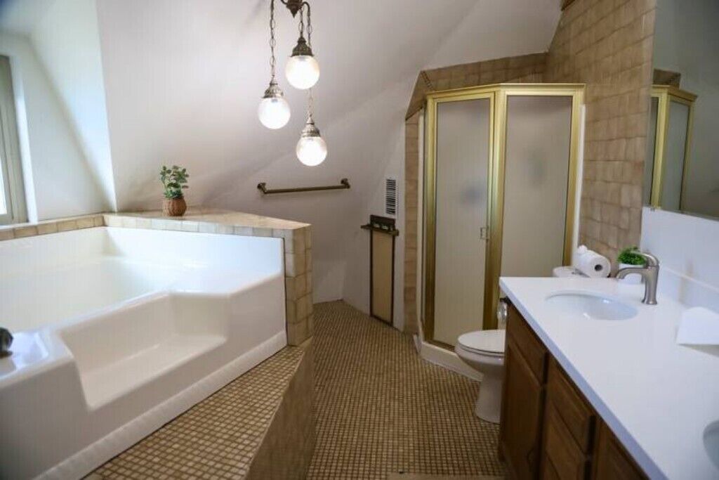 Photo of Bathroom in Barstow
