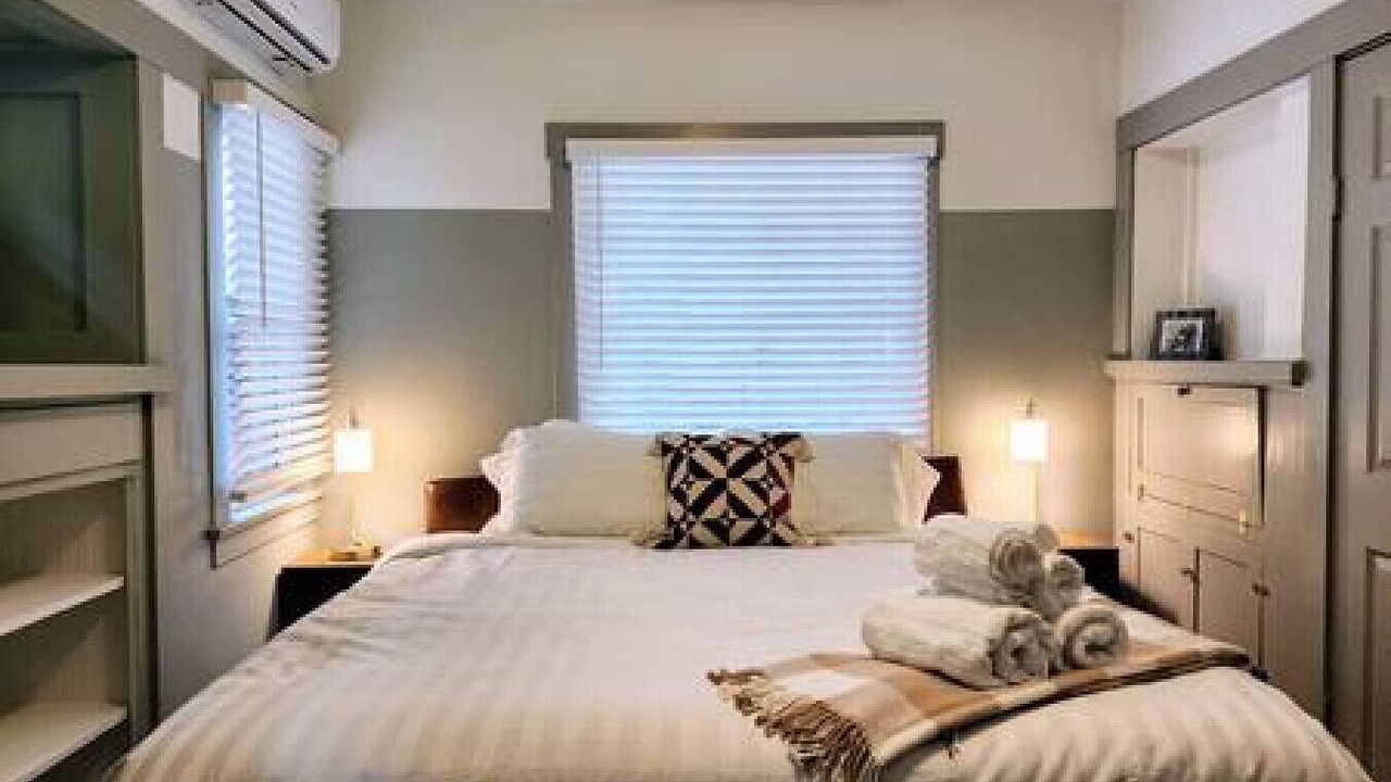 Photo of Bedroom in Pasadena