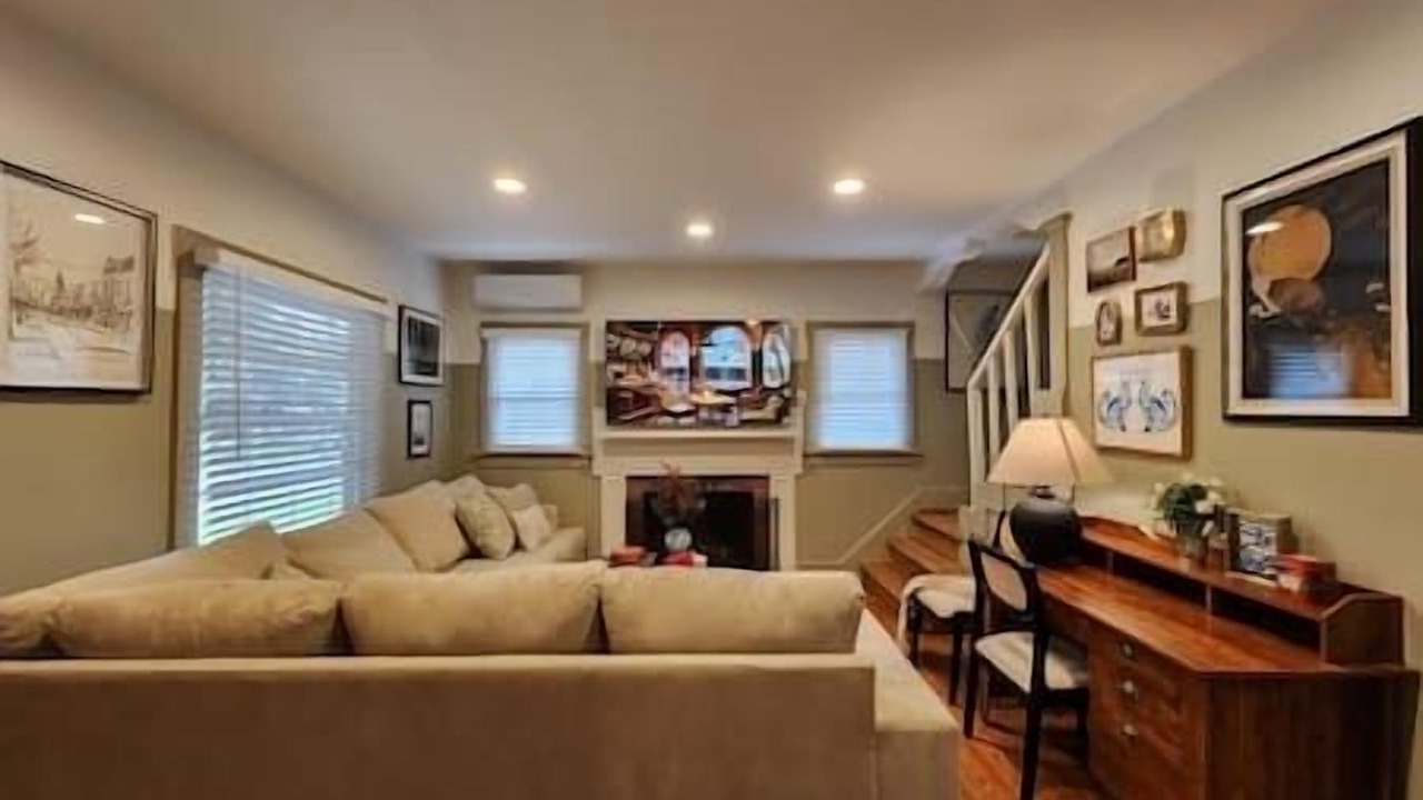 Photo of Livingroom in Pasadena