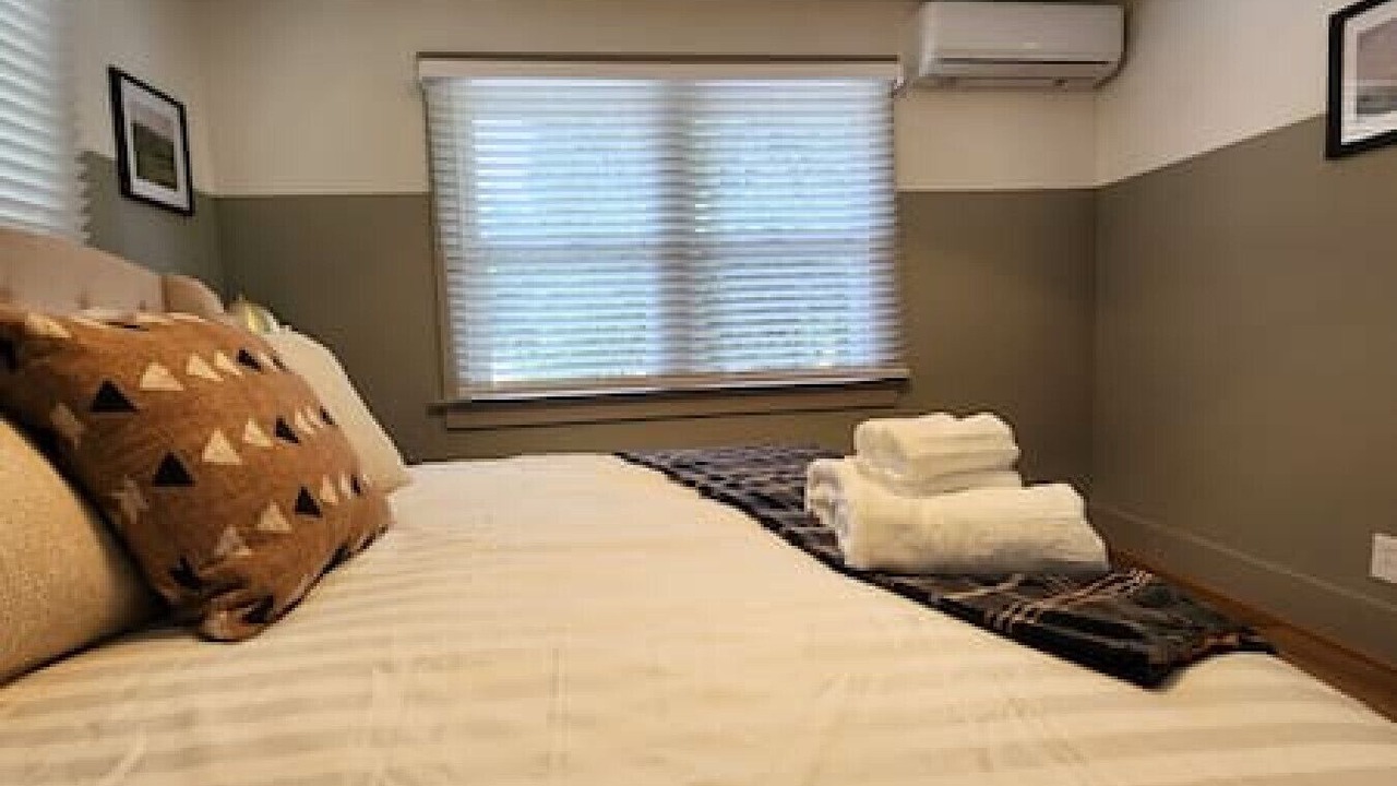 Photo of Bedroom in Pasadena