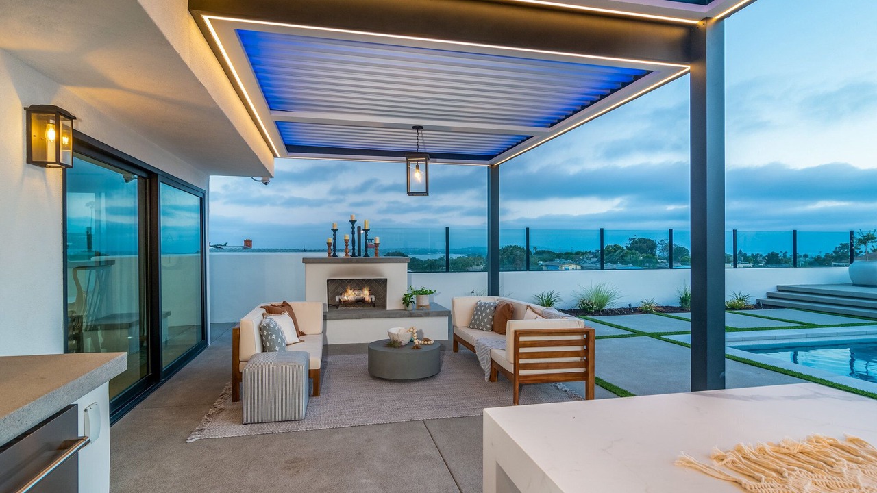 Photo of Patio Balcony in North Pacific Beach