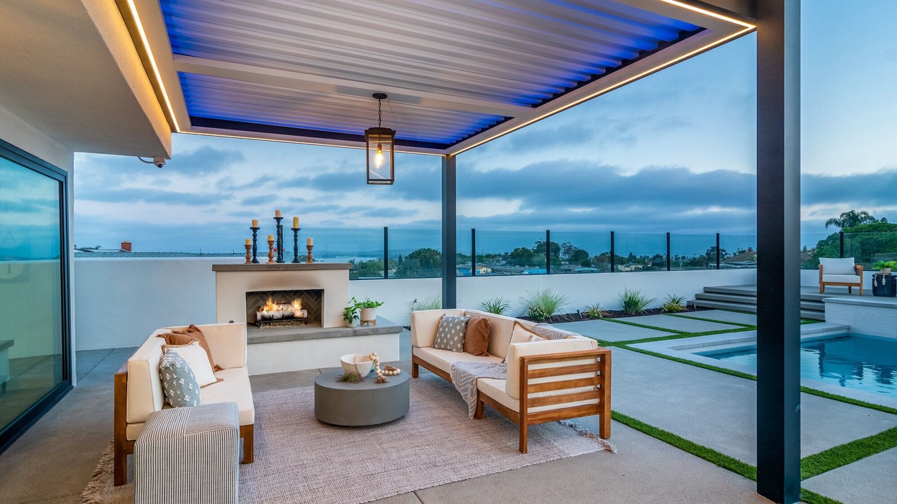 Photo of Patio Balcony in North Pacific Beach