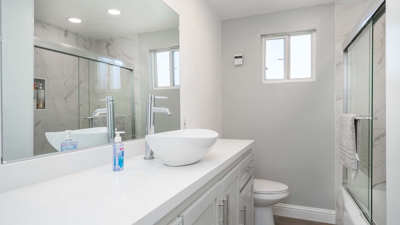 Photo of Bathroom in Bakersfield