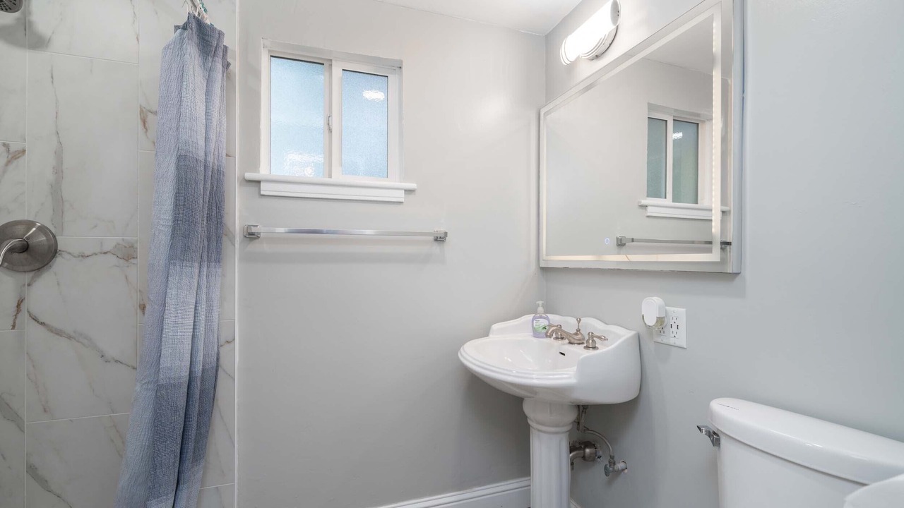 Photo of Bathroom in Bakersfield