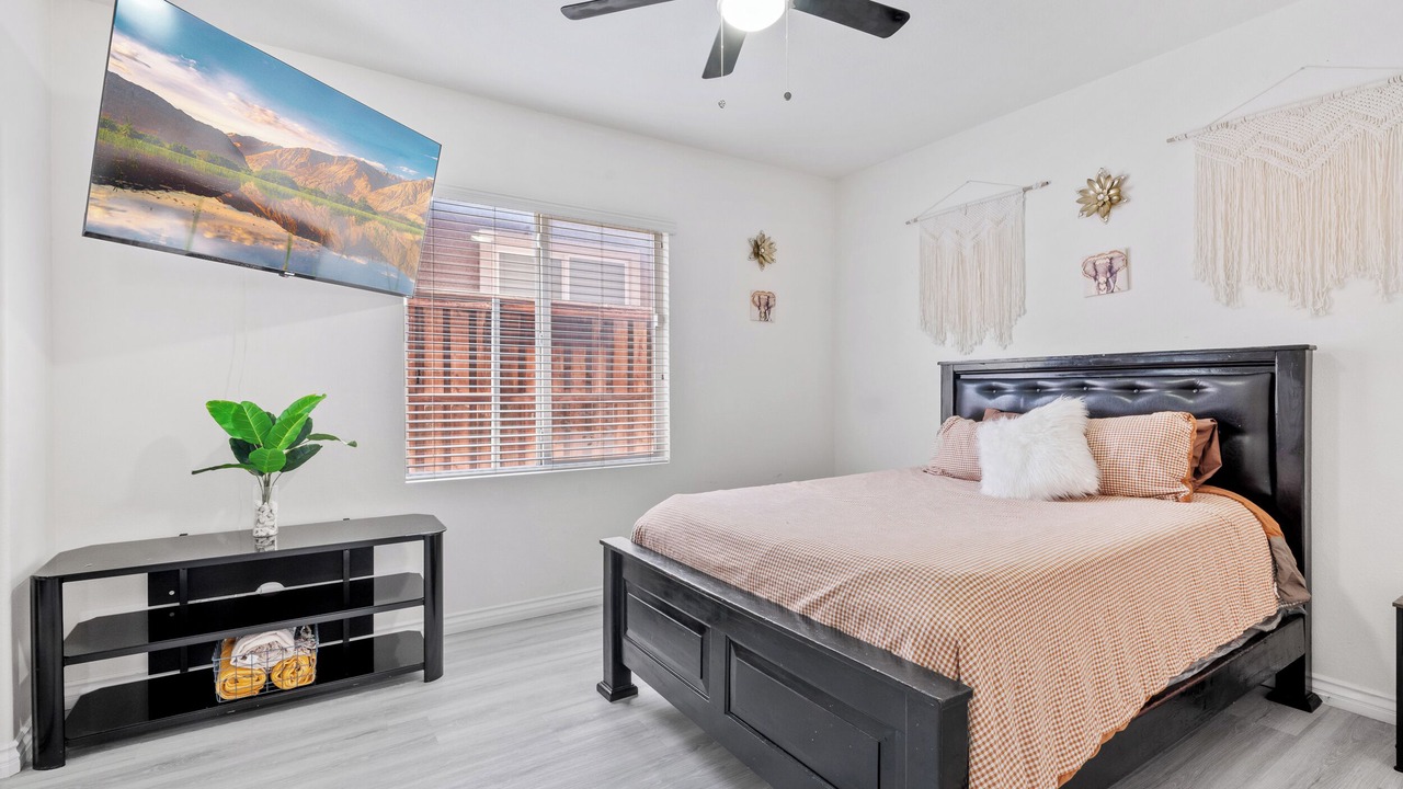 Photo of Bedroom in Hesperia