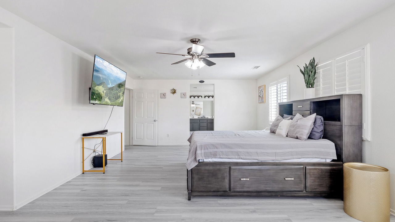 Photo of Bedroom in Hesperia