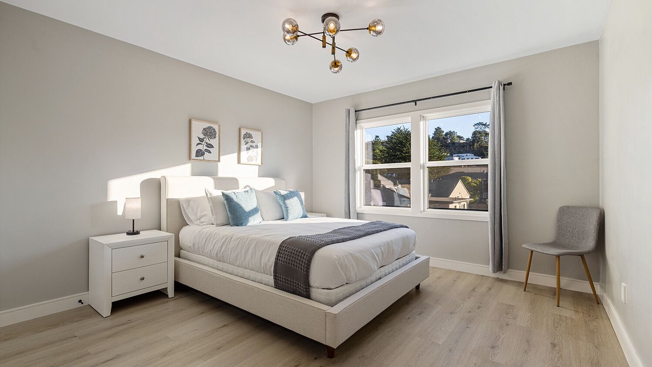 Photo of Bedroom in Edgemar - Pacific Manor