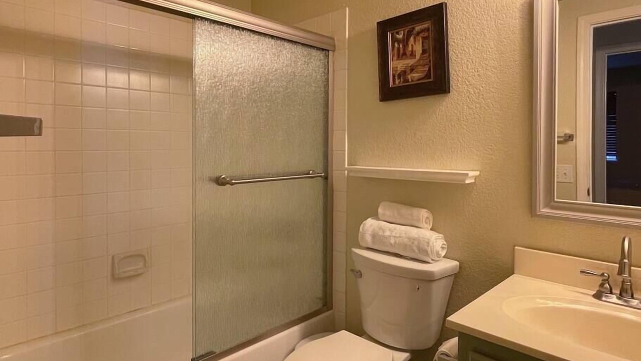 Photo of Bathroom in Elk Grove