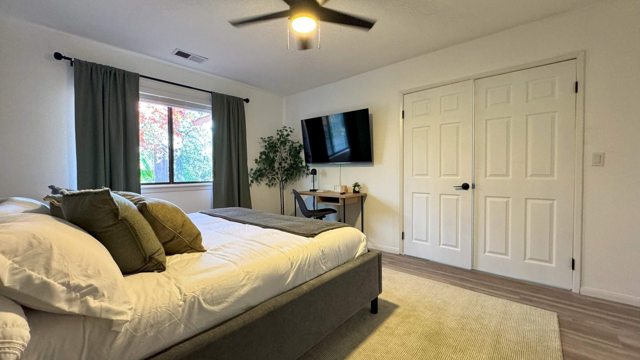 Photo of Bedroom in Escondido