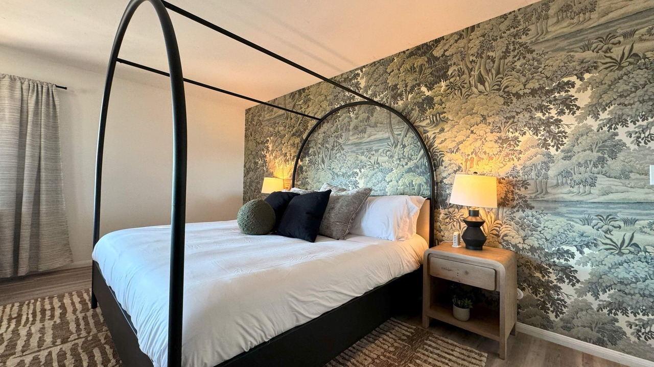 Photo of Bedroom in Escondido