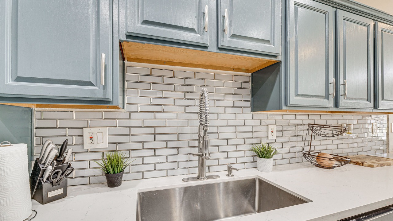 Photo of Kitchen in Valley Glen