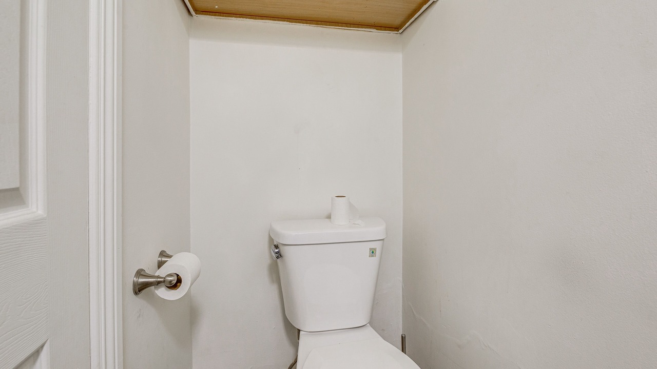 Photo of Bathroom in Valley Glen
