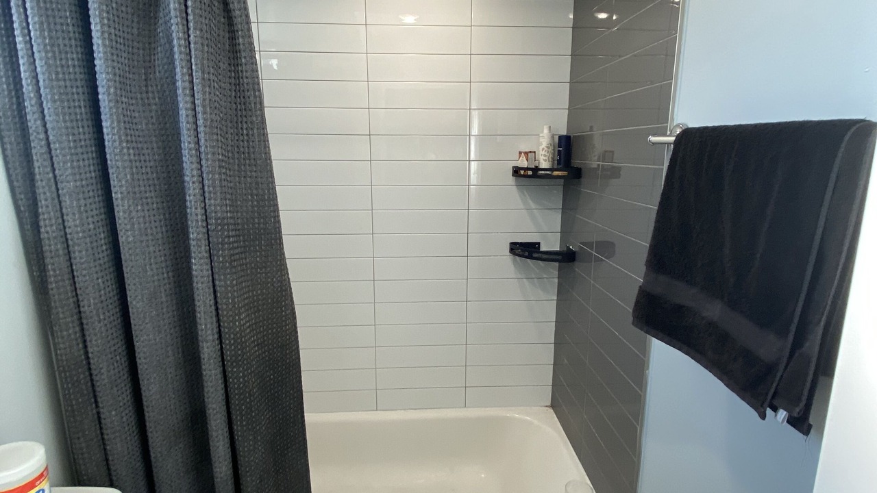 Photo of Bathroom in Boyle Heights
