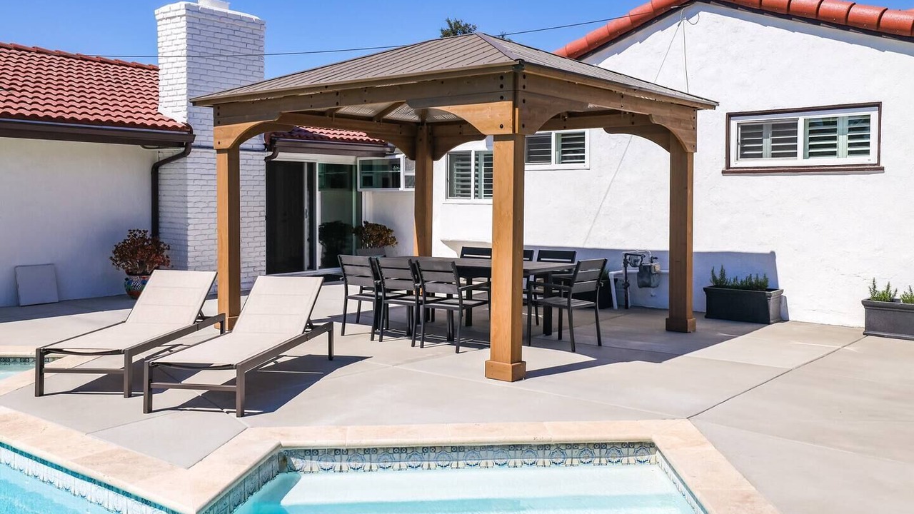 Photo of Outdoor in Tustin