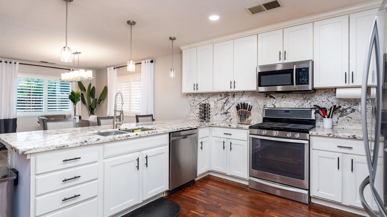 Photo of Kitchen in Roosevelt