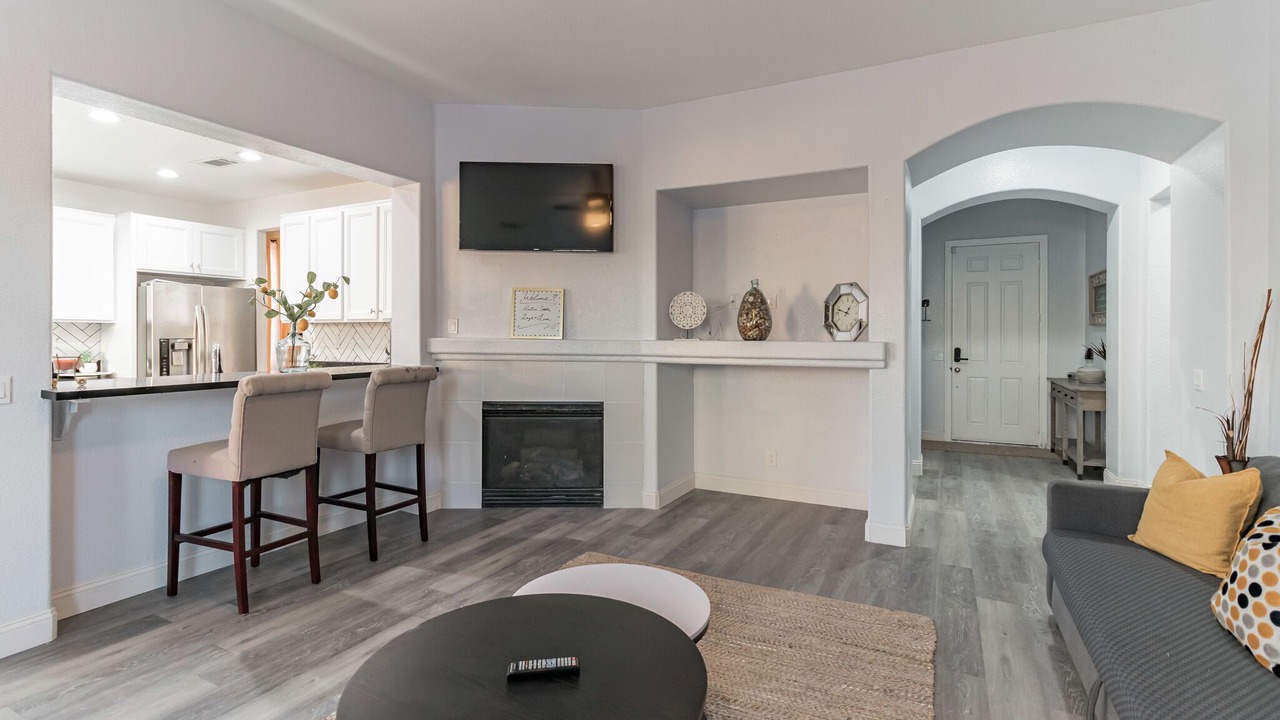 Photo of Livingroom in Palmdale